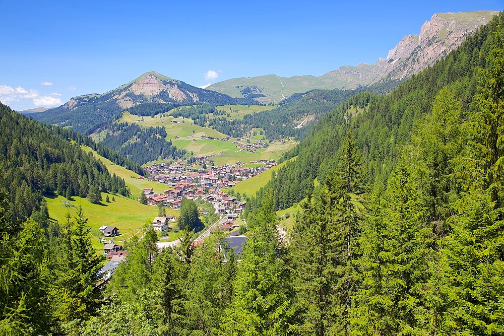 View over town, Selva Gardena, Gardena Valley, Bolzano Province, Trentino-Alto Adige/South Tyrol, Italian Dolomites, Italy, Europe