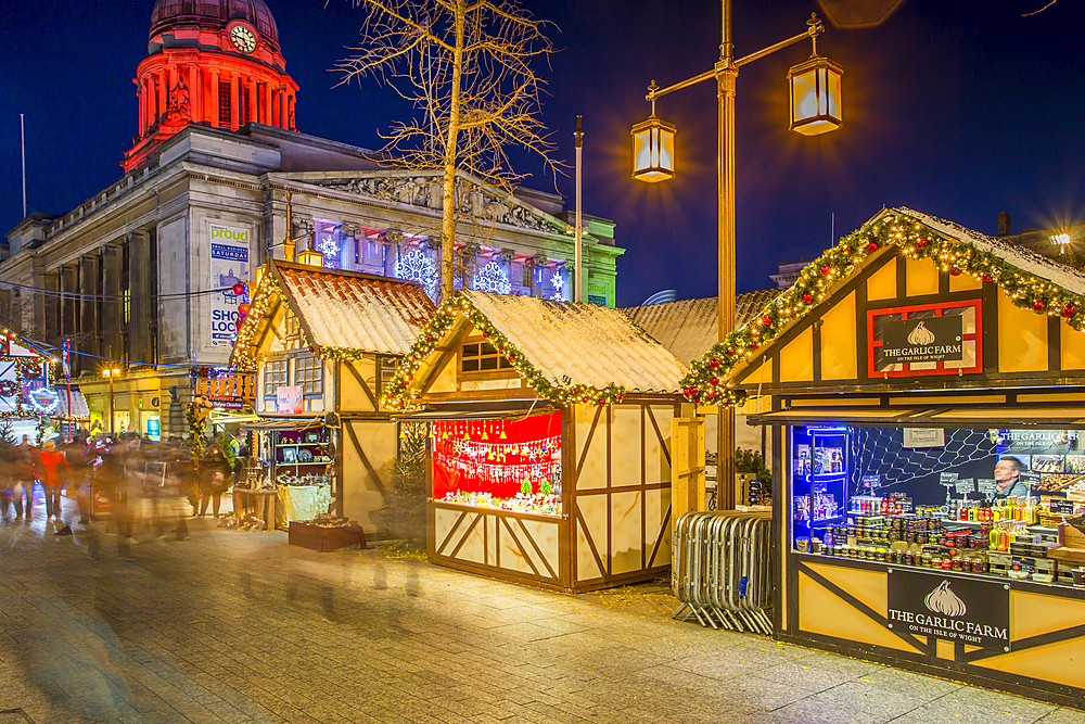 Christmas Market, Carousel and City Council Building on Old Market Square at dusk, Nottingham, Nottinghamshire, England, United Kingdom, Europe