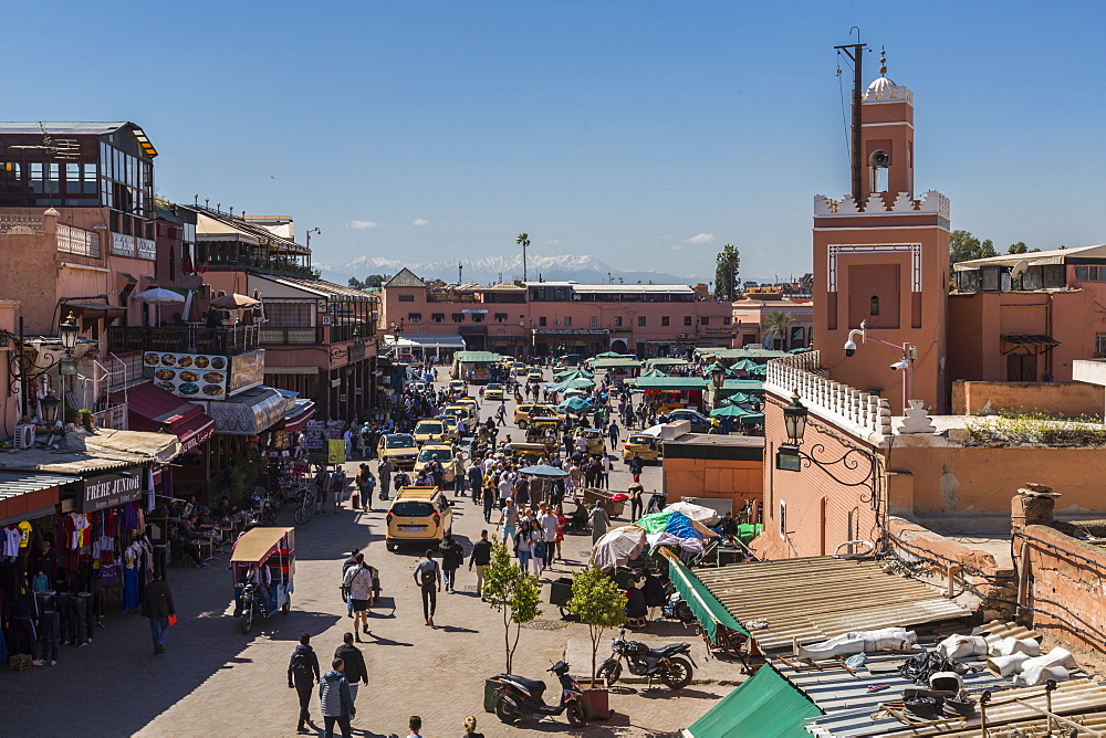 Elevated view of Jemaa el Fna (Djemaa el Fnaa) Square, UNESCO World Heritage Site, during daytime, Marrakesh, Morocco, North Africa, Africa