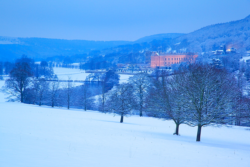 Chatsworth House and snow, Derbyshire Dales, Derbyshire, England, United Kingdom, Europe
