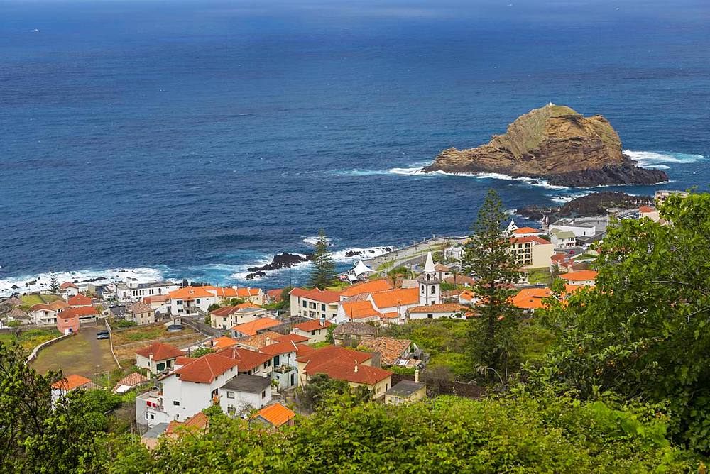 View of seaside town from elevated position, Porto Moniz, Madeira, Portugal, Atlantic, Europe