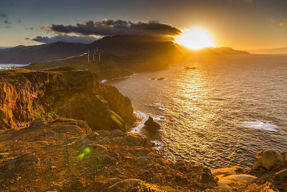 Rocky coast at the Ponta da Sao Lourenco at sunset, Eastern tip of the island, Madeira, Portugal, Atlantic, Europe