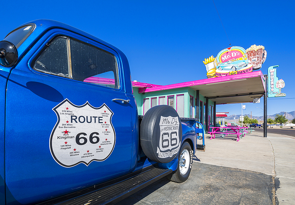 View of vintage station wagon and Mr D'z Diner on Route 66 in Kingman, Arizona, United States of America, North America
