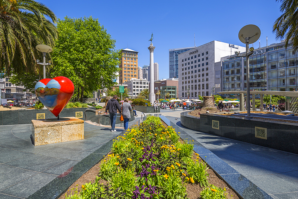 View of buildings and visitors in Union Square, San Francisco, California, United States of America, North America