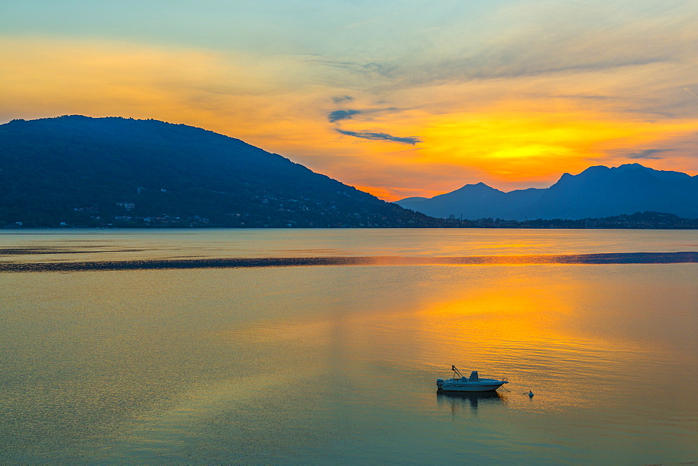 View of sunrise on Lake Maggiore from Baveno, Lago Maggiore, Piedmont, Italian Lakes, Italy, Europe