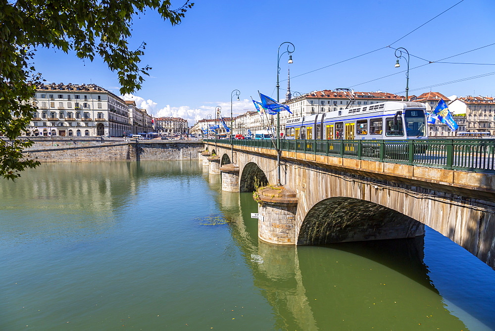 View of Pont Vittorio Emanuele and River Po, Turin, Piedmont, Italy, Europe