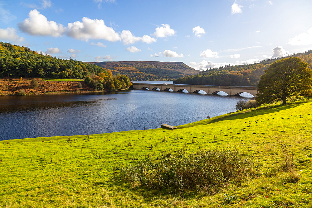 View of Ladybower Reservoir, Derbyshire, Peak District National Park, England, United Kingdom, Europe