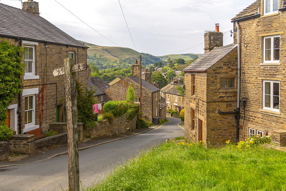 View of stone houses in the village of Hayfield, High Peak, Derbyshire, England, United Kingdom, Europe