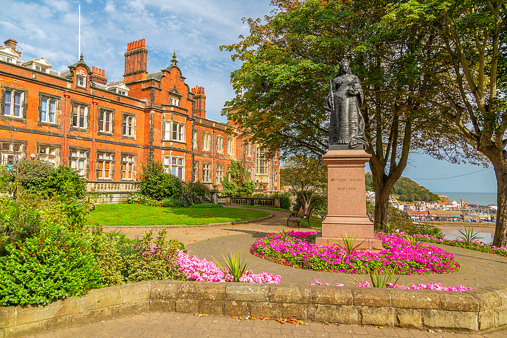 View of Queen Victoria statue and council building, Scarborough, North Yorkshire, Yorkshire, England, United Kingdom, Europe