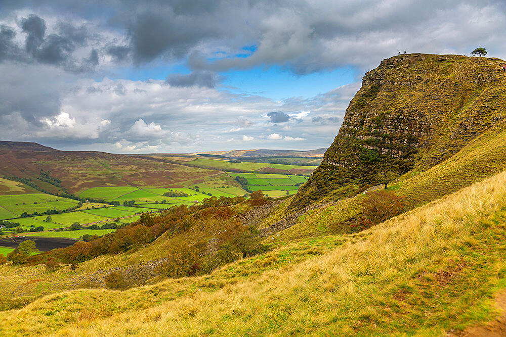 View of Back Tor and Vale of Edale, Derbyshire Peak District, Derbyshire, England, United Kingdom, Europe