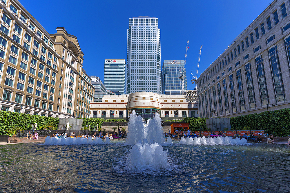 View of Canary Wharf tall buildings and fountains, Docklands, London, England, United Kingdom, Europe