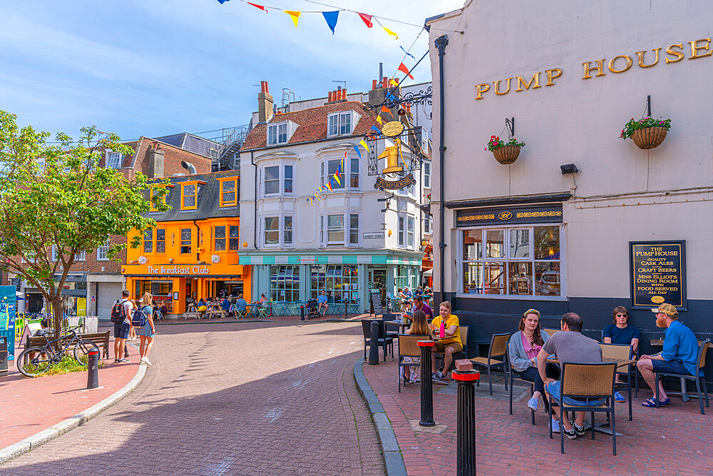 View of restaurants and bars in colourful Brighton Place, Brighton, Sussex, England, United Kingdom, Europe