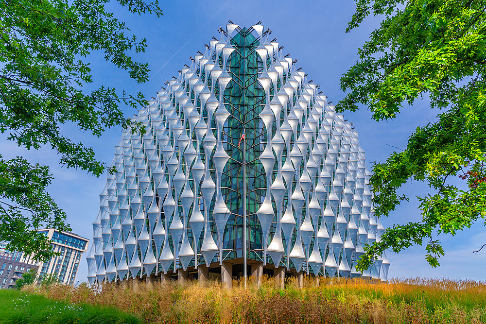 View of the London U.S. Embassy, Nine Elms Lane, London, England, United Kingdom, Europe