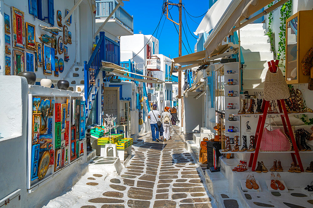 View of shops in narrow street in Mykonos Town, Mykonos, Cyclades Islands, Greek Islands, Aegean Sea, Greece, Europe