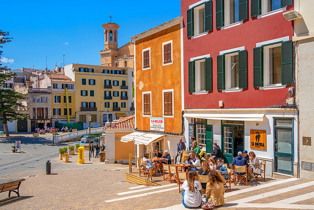 View of Santa Maria de Mao Church and cafe in Placa d'Espanya, Mahon, Menorca, Balearic Islands, Spain, Mediterranean, Europe