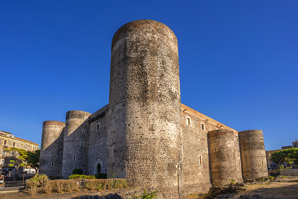 View of Castello Ursino, Catania, Sicily, Italy, Mediterranean, Europe