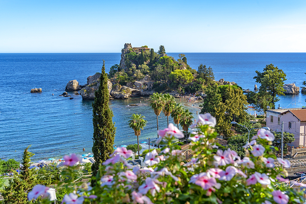 View of Isola Bella and beach on sunny day, Mazzaro, Taormina, Sicily, Italy, Mediterranean, Europe