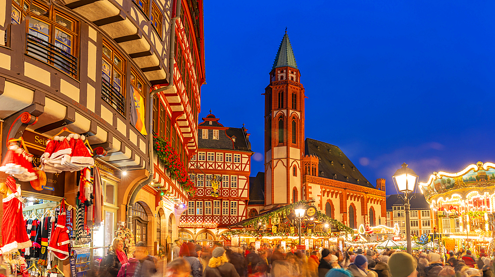 View of Christmas Market on Roemerberg Square at dusk, Frankfurt am Main, Hesse, Germany, Europe