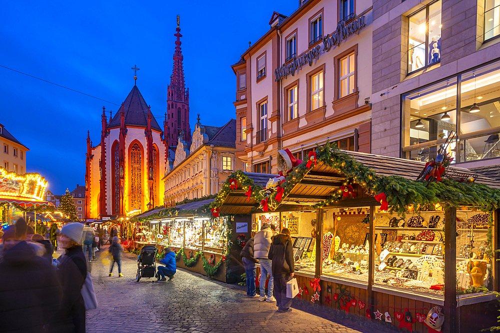 View of Christmas market and Maria Chappel in Oberer Markt at dusk, Wurzburg, Bavaria, Germany, Europe