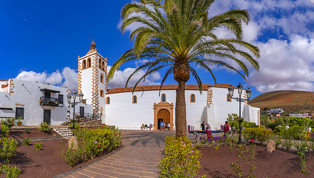 View of Iglesia de Santa Maria de Betancuria, Betancuria, Fuerteventura, Canary Islands, Spain, Atlantic, Europe