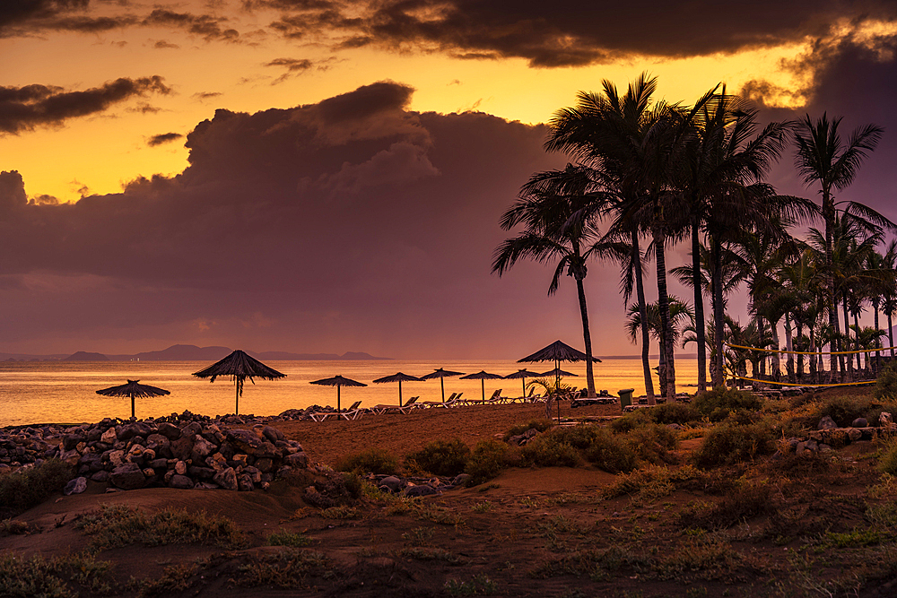 View of Playa de los Pocillos beach at sunset, Puerto del Carmen, Lanzarote, Las Palmas, Canary Islands, Spain, Atlantic, Europe