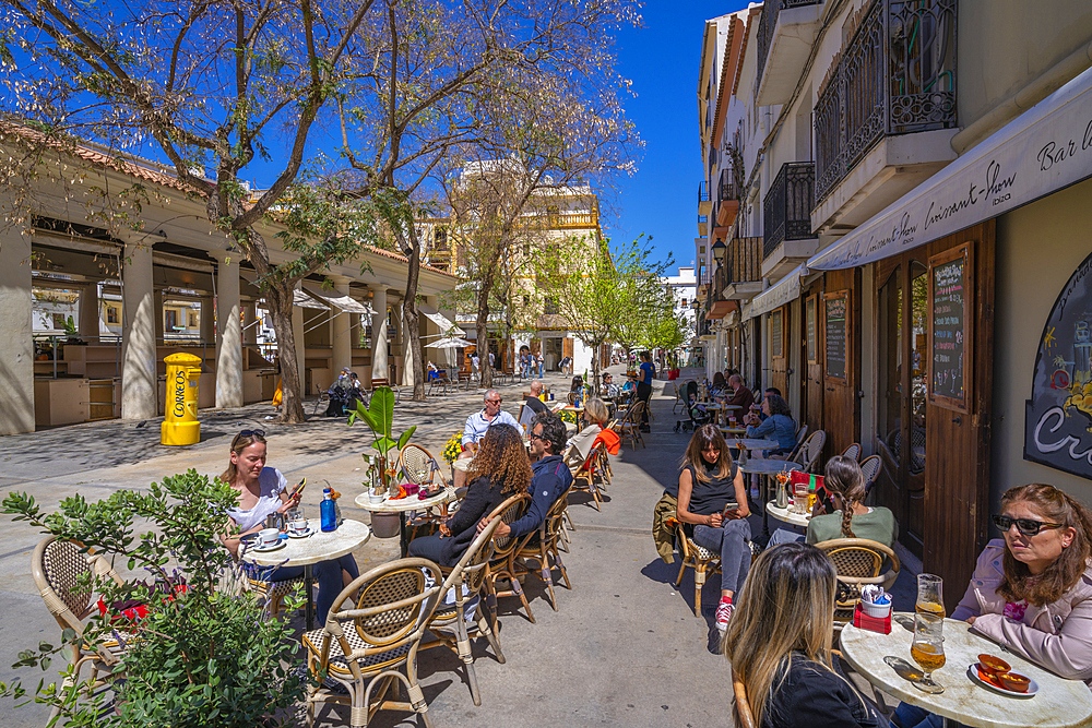 View of bar and restaurant in Dalt Vila District, Ibiza Town, Eivissa, Balearic Islands, Spain, Mediterranean, Europe