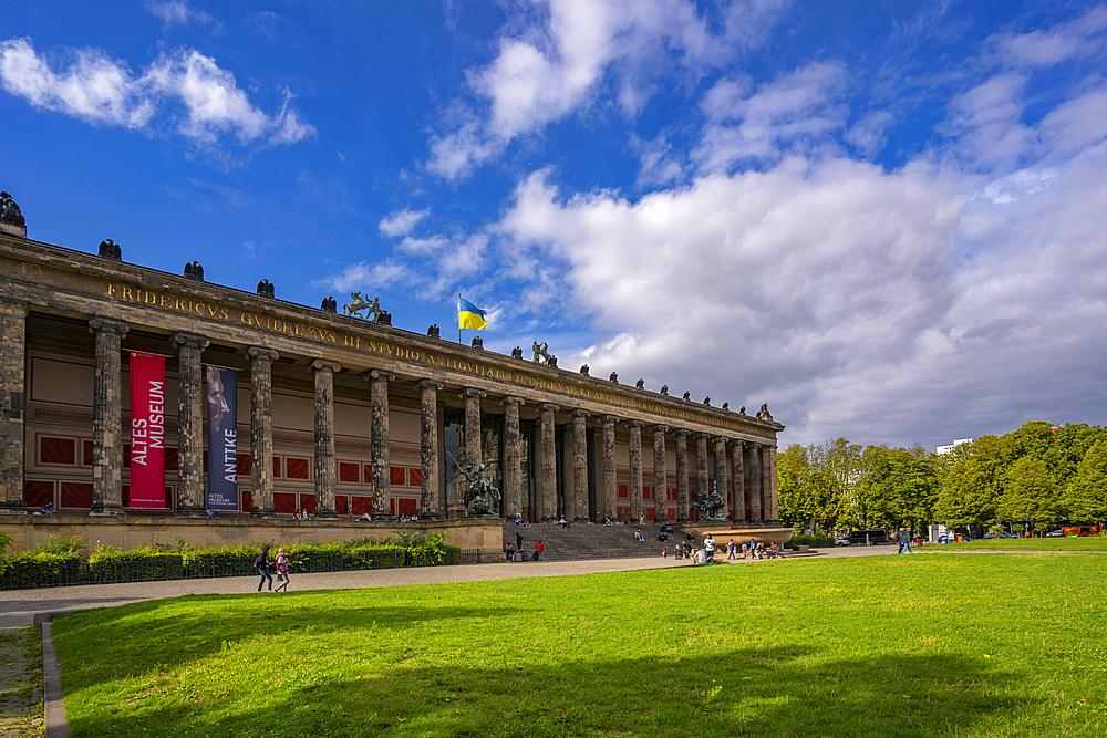 View of Altes Museum, UNESCO World Heritage Site, Museum Island, Mitte, Berlin, Germany, Europe