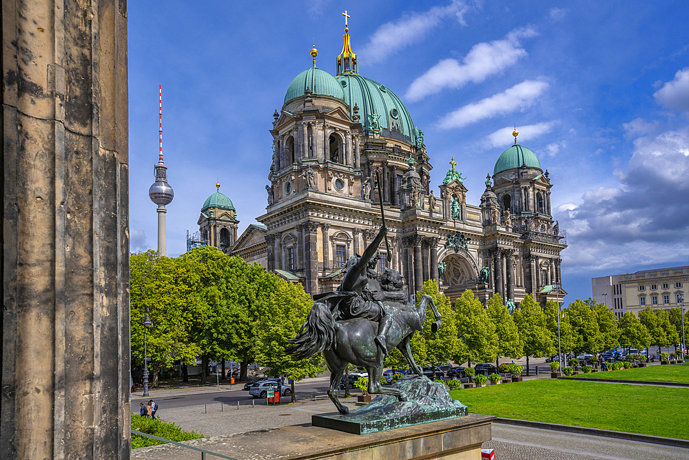 View of Berlin Cathedral from Altes Museum, UNESCO World Heritage Site, Museum Island, Mitte, Berlin, Germany, Europe