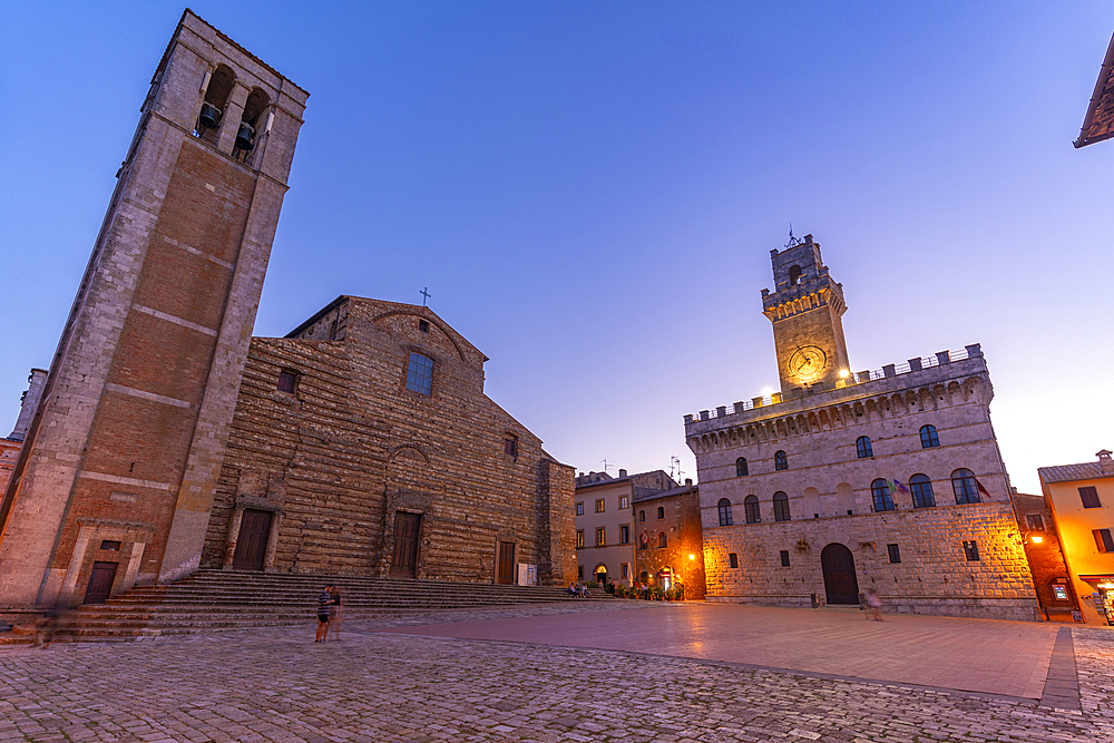 View of Duomo and Palazzo Comunale in Piazza Grande at dusk, Montepulciano, Province of Siena, Tuscany, Italy, Europe