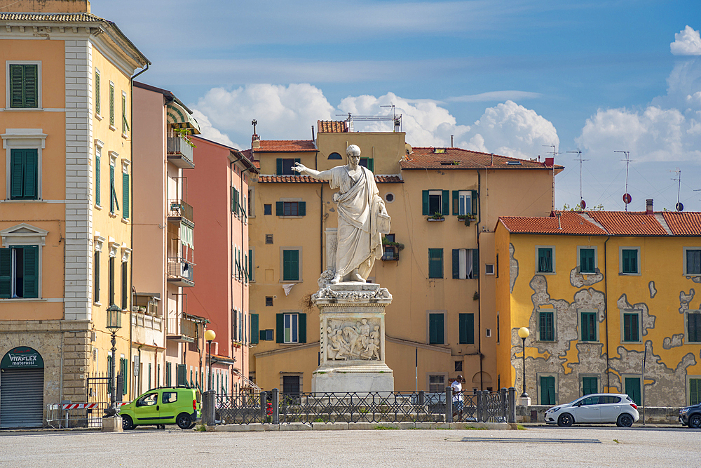 View of Ferdinando III statue in Piazza della Repubblica, Livorno, Province of Livorno, Tuscany, Italy, Europe