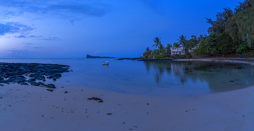 View of beach and turquoise Indian Ocean at dusk in Cap Malheureux, Mauritius, Indian Ocean, Africa