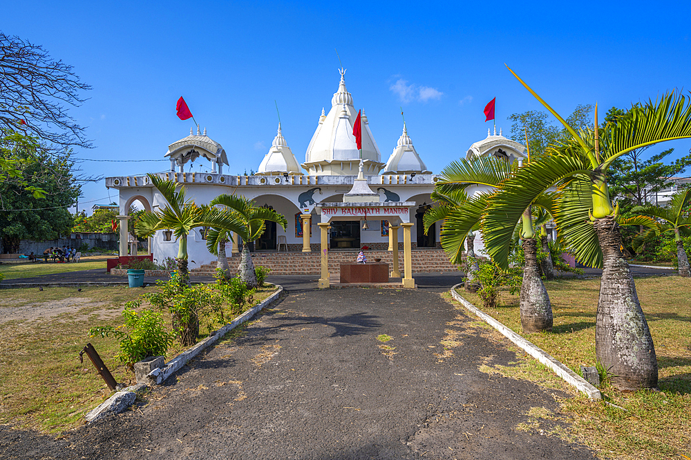 View of Grand Baie Mandir Hindu Temple on sunny day, Mauritius, Indian Ocean, Africa