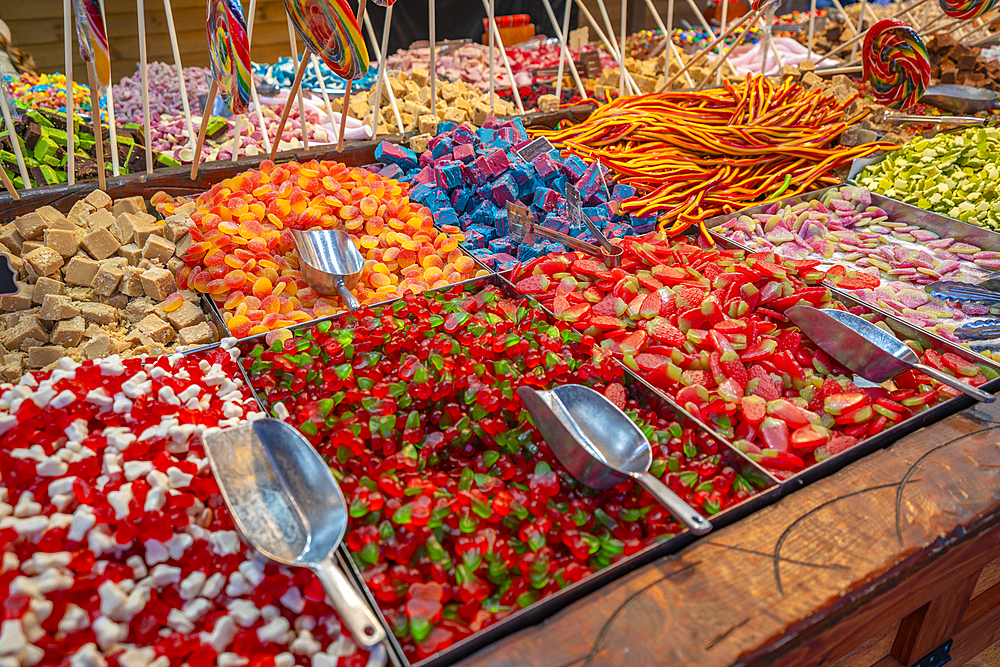 Sweets for sale on a stall on Christmas Market, Liverpool City Centre, Liverpool, Merseyside, England, United Kingdom, Europe