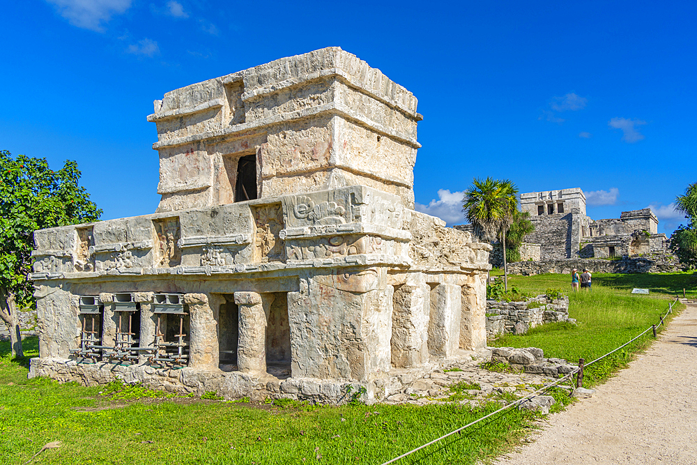 View of Mayan Temple ruins, Tulum, Quintana Roo, Caribbean Coast, Yucatan Peninsula, Riviera Maya, Mexico, North America