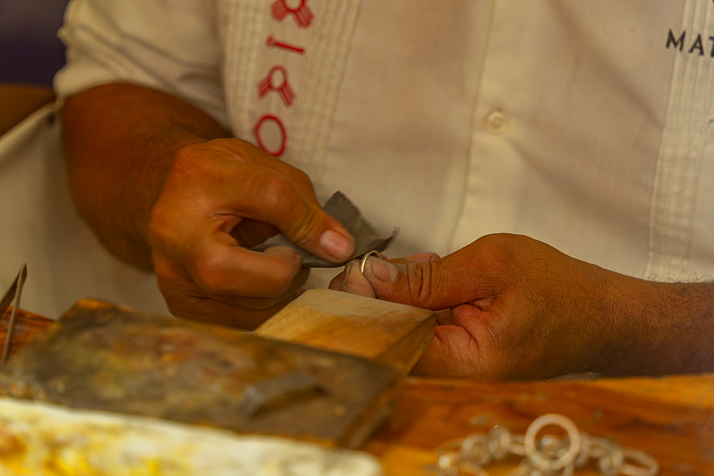 View of jewelry making near Puerto Morelos, Caribbean Coast, Yucatan Peninsula, Riviera Maya, Mexico, North America