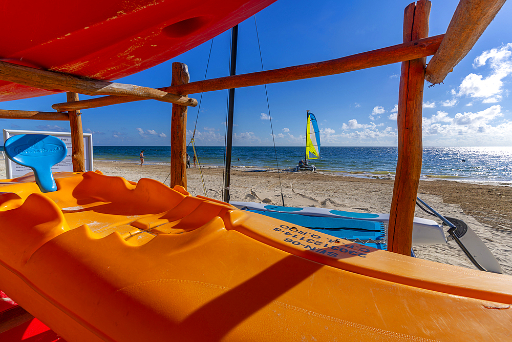 View of water sport on beach at Puerto Morelos, Caribbean Coast, Yucatan Peninsula, Riviera Maya, Mexico, North America