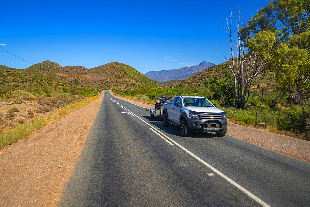 View of road R62 and green mountainous landscape between Zoar and Calitzdorp, South Africa, Africa