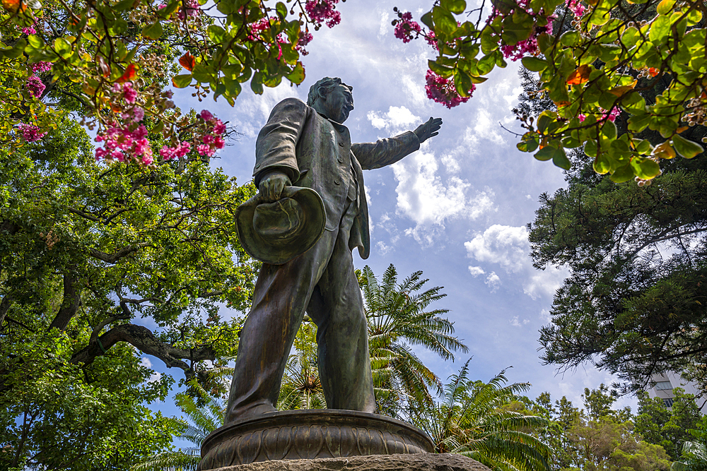 View of Cecil John Rhodes statue in Company's Garden, Cape Town, Western Cape, South Africa, Africa