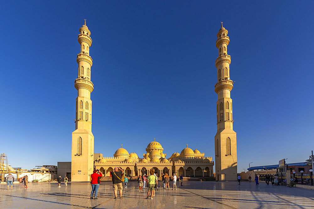 View of Al Mina Mosque during golden hour, Hurghada, Red Sea Governorate, Egypt, Africa, North Africa, Africa