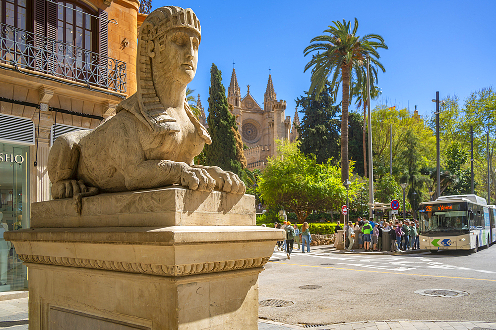 View of Paseo del Borne Sphinx and Basílica de Santa Maria de Mallorca in background, Palma de Mallorca, Majorca, Balearic Islands, Spain, Mediterranean, Europe