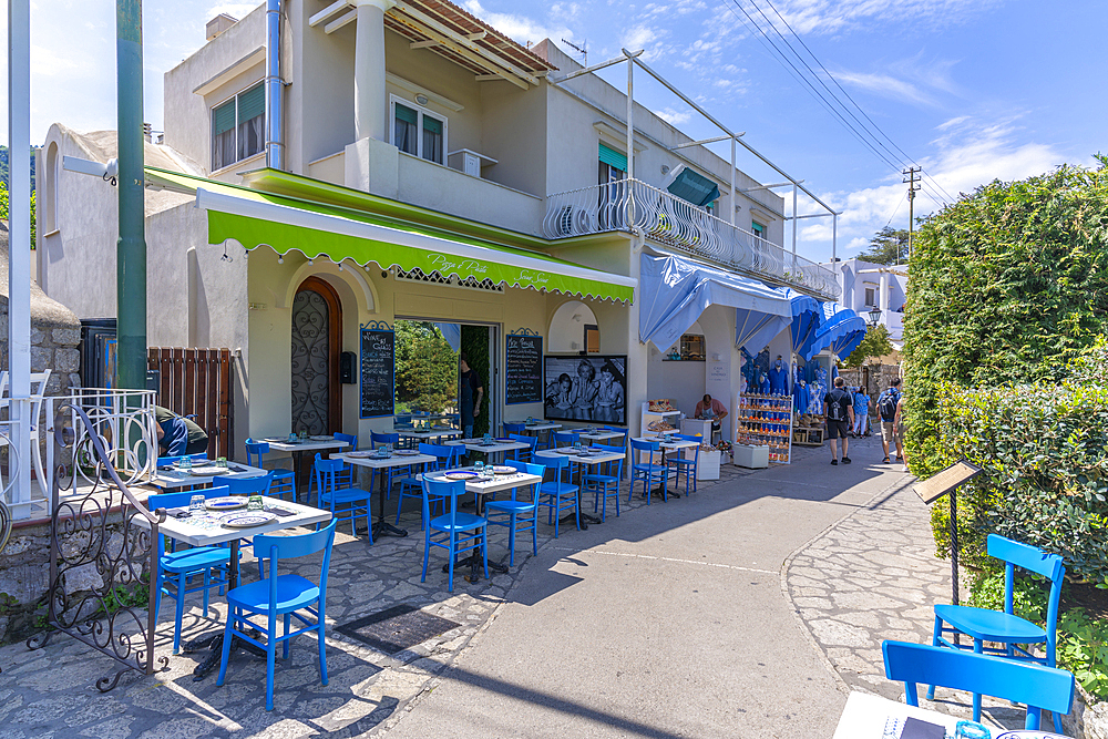 View of restaurant and cafe Via Giuseppe Orlandi, Anacapri, Isle of Capri, Campania, Italy, Mediterranean, Europe