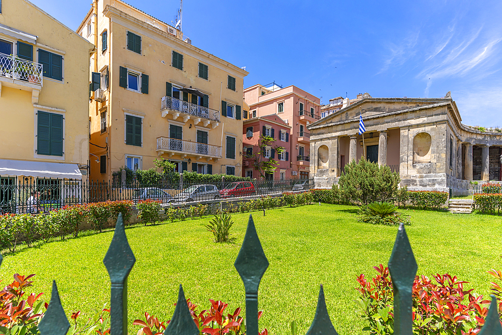 View of architecture in Anaktoron Square, Corfu Old Town, UNESCO World Heritage Site, Corfu, The Ionian Islands, Greek Islands, Greece, Europe