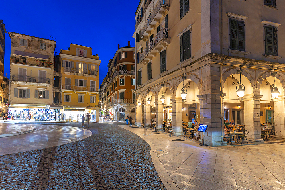 View of Pentophanaro (5 Lamps) in Place Theotoki at dusk, Corfu Town, Corfu, Ionian Sea, Greek Islands, Greece, Europe