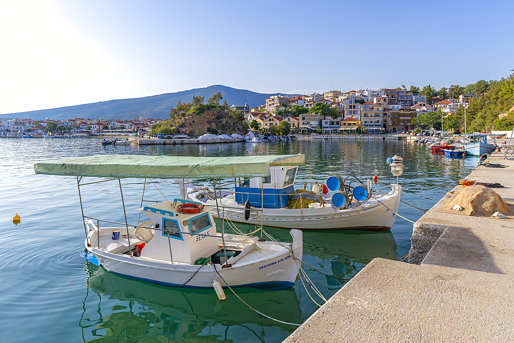 View of boats in the harbour in Limenaria village, Limenaria, Thassos, Aegean Sea, Greek Islands, Greece, Europe