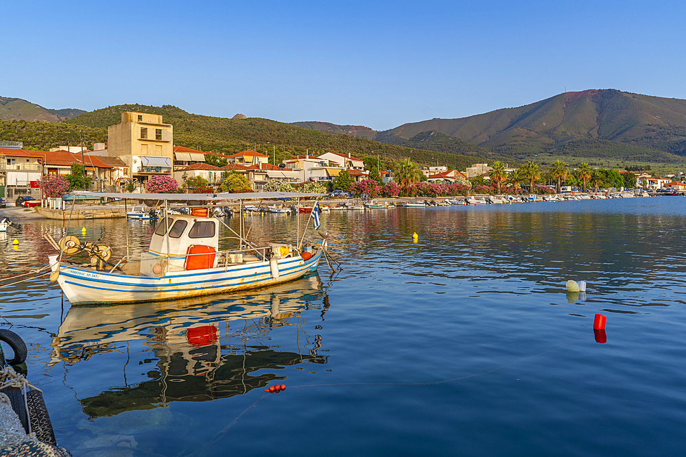 View of boats in the harbour at Skala Kallirachis, Skala Kallirachis, Thassos, Aegean Sea, Greek Islands, Greece, Europe