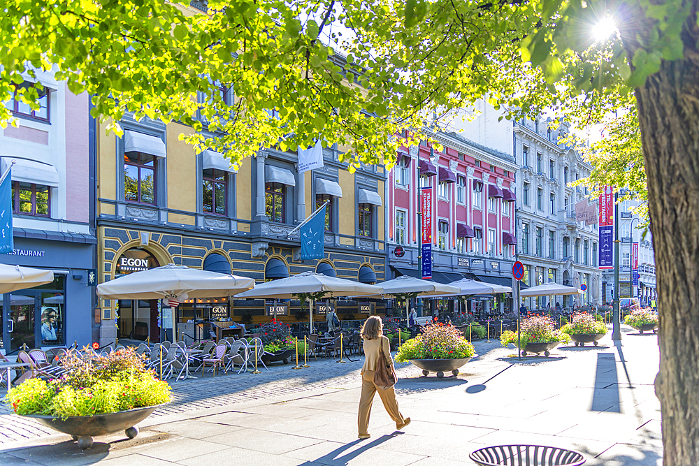 View of cafes, bars and architecture on Karl Johans Gate, Oslo, Norway, Scandinavia, Europe