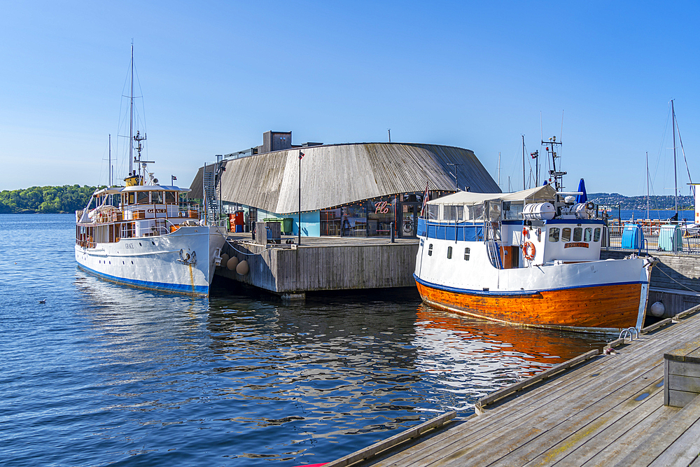 View of boats at the waterfront, Aker Brygge, Oslo, Norway, Scandinavia, Europe