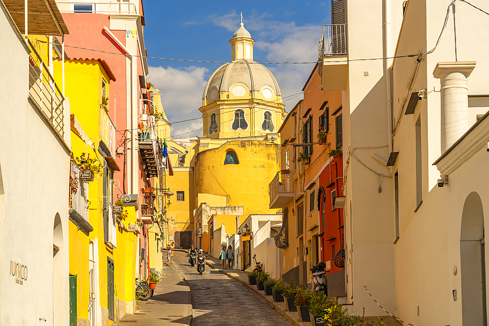 View of narrow street and Eglise Santa Maria delle Grazie, Procida, Phlegraean Islands, Gulf of Naples, Campania, Southern Italy, Italy, Europe