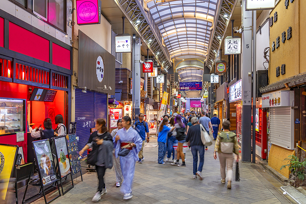 View of shopping arcade in Asakusa, Asakusa, Taito City, Tokyo, Japan, Asia