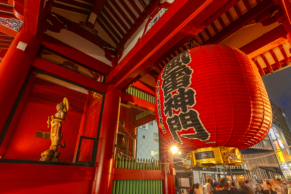 View of Kaminarimon Gate, entrance to Senso-ji Temple at night, Asakusa, Taito City, Tokyo, Japan, Asia